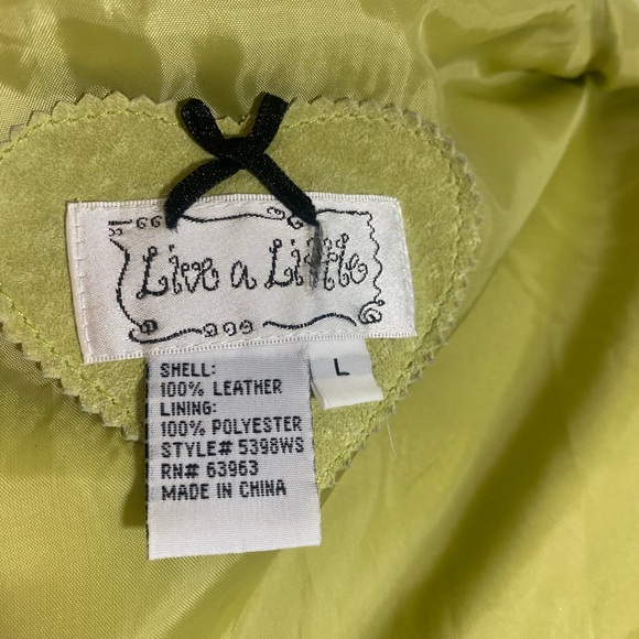 Light green 100% Leather/suede Long Sleeve Jacket. Size L. - Picture 11 of 15